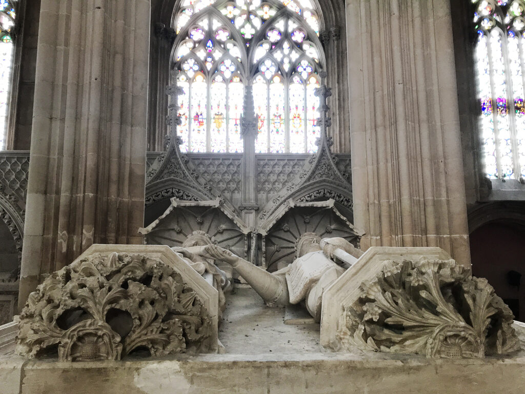 Mosteiro da Batalha，巴塔利亞修道院，貝倫塔，哲羅姆派修道院，Mosteiro dos Jerónimos，Belém，Açores，亞速爾群島，葡萄牙世界遺產，葡萄牙文化遺產，葡萄牙聖誕，葡萄牙聖誕食物，葡萄牙燈飾，葡萄牙聖誕燈飾，葡萄牙佳餚，里斯本聖誕，葡萄牙歌曲，葡萄牙寶藏，葡萄牙珍寶，，法多，法朵，Fado，大航海時代，航海家，區華利。第一個到中國的航海家，第一個到中國，澳門栗子節，栗子節，為甚麽打噴嚏要說這句，點解打乞嗤要講呢句，Santinho，打乞嗤點講，打乞嗤，葡文打噴嚏，打噴嚏，軟蛋，糖果屋，葡國威尼斯，aveiro，亞威羅，貝倫區，MAAT，葡萄牙旅遊，葡萄牙景點，主教宮花園，JARDIM DO PAÇO，CASTELO BRANCO、白堡、白色城堡、七夕、牛郎、織女、牛郎織女、軟木、軟木系列，葡萄牙特產，保護環境，葡國公雞，葡萄牙公雞，公平，生菜，里斯本，里斯本人，里斯本人花名，里斯本人乳名，菜刀，刀，中葡對照：中菜煮食用具，澳門工作，葡萄牙工作，澳門葡萄牙工作大比拼，語言假朋友，西班牙文，葡文，葡西文，葡國，擔遮，月老，葡國月老，聖安東尼，否定代詞，Portunhol，葡西文，巴葡歐葡，巴葡，歐葡，葡葡，巴葡葡葡，muito，muita，其他的時間表示法，時間，葡文時間，葡語時間，葡式麵包，葡國麵包，葡萄牙總統選舉，葡萄牙總統大選，葡萄牙名牌廁紙，Renova，CHEERS，食物銀行，提子乾，許願，國王蛋糕，聖誕節，葡國聖誕，將來時，疑問句，現在進行時，葡語文法，葡文há，葡文形容詞，不定冠詞，葡語縮合，葡語介詞，葡語動詞，葡文文法，葡萄牙代詞，葡語定冠詞，定冠詞，葡萄牙知識，葡萄牙文化，澳門葡文課程，澳門學葡語，澳門葡語，葡語澳門，葡文澳門，葡文課程，澳門學葡文，澳門 葡文，葡文 澳門、澳門葡文班，葡萄牙知識，澳葡文化知識，一點葡語，葡文，澳門葡語課程，澳門葡文