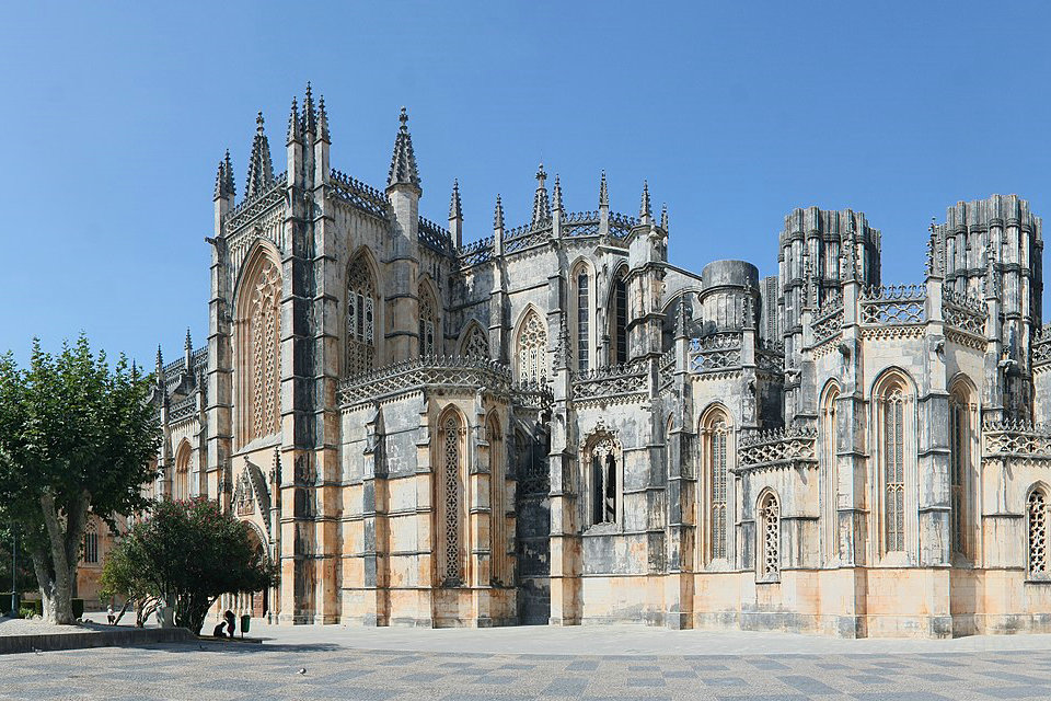 Mosteiro da Batalha，巴塔利亞修道院，貝倫塔，哲羅姆派修道院，Mosteiro dos Jerónimos，Belém，Açores，亞速爾群島，葡萄牙世界遺產，葡萄牙文化遺產，葡萄牙聖誕，葡萄牙聖誕食物，葡萄牙燈飾，葡萄牙聖誕燈飾，葡萄牙佳餚，里斯本聖誕，葡萄牙歌曲，葡萄牙寶藏，葡萄牙珍寶，，法多，法朵，Fado，大航海時代，航海家，區華利。第一個到中國的航海家，第一個到中國，澳門栗子節，栗子節，為甚麽打噴嚏要說這句，點解打乞嗤要講呢句，Santinho，打乞嗤點講，打乞嗤，葡文打噴嚏，打噴嚏，軟蛋，糖果屋，葡國威尼斯，aveiro，亞威羅，貝倫區，MAAT，葡萄牙旅遊，葡萄牙景點，主教宮花園，JARDIM DO PAÇO，CASTELO BRANCO、白堡、白色城堡、七夕、牛郎、織女、牛郎織女、軟木、軟木系列，葡萄牙特產，保護環境，葡國公雞，葡萄牙公雞，公平，生菜，里斯本，里斯本人，里斯本人花名，里斯本人乳名，菜刀，刀，中葡對照：中菜煮食用具，澳門工作，葡萄牙工作，澳門葡萄牙工作大比拼，語言假朋友，西班牙文，葡文，葡西文，葡國，擔遮，月老，葡國月老，聖安東尼，否定代詞，Portunhol，葡西文，巴葡歐葡，巴葡，歐葡，葡葡，巴葡葡葡，muito，muita，其他的時間表示法，時間，葡文時間，葡語時間，葡式麵包，葡國麵包，葡萄牙總統選舉，葡萄牙總統大選，葡萄牙名牌廁紙，Renova，CHEERS，食物銀行，提子乾，許願，國王蛋糕，聖誕節，葡國聖誕，將來時，疑問句，現在進行時，葡語文法，葡文há，葡文形容詞，不定冠詞，葡語縮合，葡語介詞，葡語動詞，葡文文法，葡萄牙代詞，葡語定冠詞，定冠詞，葡萄牙知識，葡萄牙文化，澳門葡文課程，澳門學葡語，澳門葡語，葡語澳門，葡文澳門，葡文課程，澳門學葡文，澳門 葡文，葡文 澳門、澳門葡文班，葡萄牙知識，澳葡文化知識，一點葡語，葡文，澳門葡語課程，澳門葡文