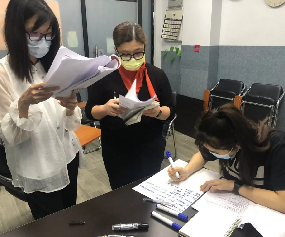 澳門IELTS，雅思，IELTS EXAM，雅思考試，海外升學，uc，科英布拉，科英布拉大學，universidade de Coimbra, Coimbra university，世界上最危險機場，葡萄牙麥當勞，澳門A LEVEL，A LEVEL 小教室，A LEVEL數學，A LEVEL生物，A LEVEL 物理，A LEVEL化學，ALEVElL，EDEXCEL，康橋教育，CEC MACAU，康橋，澳門暑期夏令營，萊思教育，Royal Education，Summercamp，夏令營，夏令班，澳門GAPSK，康橋教育中心，小童普通話，GAPSK考試，幼兒普通話，GAPSK，普通話課程，小童普通話課程，幼兒普通話課程，澳門普通話課程，澳門幼兒普通話課程，Mosteiro da Batalha，巴塔利亞修道院，貝倫塔，哲羅姆派修道院，Mosteiro dos Jerónimos，Belém，Açores，亞速爾群島，葡萄牙世界遺產，葡萄牙文化遺產，葡萄牙聖誕，葡萄牙聖誕食物，葡萄牙燈飾，葡萄牙聖誕燈飾，葡萄牙佳餚，里斯本聖誕，葡萄牙歌曲，葡萄牙寶藏，葡萄牙珍寶，，法多，法朵，Fado， 大航海時代，航海家，區華利。第一個到中國的航海家，第一個到中國， 澳門栗子節，栗子節，為甚麽打噴嚏要說這句，點解打乞嗤要講呢句，Santinho，打乞嗤點講，打乞嗤，打噴嚏，打噴嚏，軟蛋，糖果屋，葡國威尼斯，aveiro，亞威羅，貝倫區，MAAT，葡萄牙旅遊，葡萄牙景點，主教宮花園，JARDIM DO PAÇO，CASTELO BRANCO、白堡、白色城堡、七夕、牛郎、織女、牛郎織女、軟木、軟木系列，葡萄牙特產，保護環境，葡國公雞，葡萄牙公雞，公平，生菜，里斯本，里斯本人，里斯本人花名，里斯本人乳名，菜刀，刀，中葡對照：中菜煮食用具，澳門工作，葡萄牙工作，澳門葡萄牙工作大比拼，語言假朋友，西班牙文，，葡西文，葡國，擔遮，月老，葡國月老，聖安東尼，否定代詞，Portunhol，葡西文，巴葡歐葡，巴葡，歐葡，葡葡，巴葡葡葡，muito，muita，其他的時間表示法，時間，時間，葡語時間，葡式麵包，葡國麵包，葡萄牙總統選舉，葡萄牙總統大選，葡萄牙名牌廁紙，Renova，CHEERS，食物銀行，提子乾，許願，國王蛋糕，聖誕節，葡國聖誕，將來時，疑問句，現在進行時，葡語文法，há，形容詞，不定冠詞，葡語縮合，葡語介詞，葡語動詞，文法，葡萄牙代詞，葡語定冠詞，定冠詞，葡萄牙知識，葡萄牙文化，澳門課程，澳門學葡語，澳門葡語，葡語澳門，澳門，課程，澳門 ， 澳門、澳門班，葡萄牙知識，澳化知識，一點葡語，，澳門葡語課程，澳門，葡萄牙移民，黃金簽證，葡萄牙黃金簽證，移民，基金移民