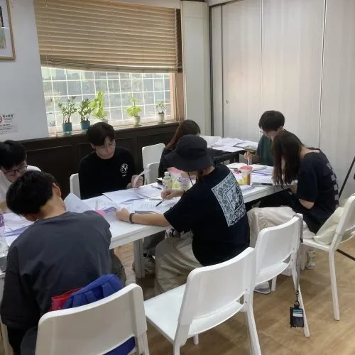 澳門IELTS，雅思，IELTS EXAM，雅思考試，海外升學，uc，科英布拉，科英布拉大學，universidade de Coimbra, Coimbra university，世界上最危險機場，葡萄牙麥當勞，澳門A LEVEL，A LEVEL 小教室，A LEVEL數學，A LEVEL生物，A LEVEL 物理，A LEVEL化學，ALEVElL，EDEXCEL，康橋教育，CEC MACAU，康橋，澳門暑期夏令營，萊思教育，Royal Education，Summercamp，夏令營，夏令班，澳門GAPSK，康橋教育中心，小童普通話，GAPSK考試，幼兒普通話，GAPSK，普通話課程，小童普通話課程，幼兒普通話課程，澳門普通話課程，澳門幼兒普通話課程，Mosteiro da Batalha，巴塔利亞修道院，貝倫塔，哲羅姆派修道院，Mosteiro dos Jerónimos，Belém，Açores，亞速爾群島，葡萄牙世界遺產，葡萄牙文化遺產，葡萄牙聖誕，葡萄牙聖誕食物，葡萄牙燈飾，葡萄牙聖誕燈飾，葡萄牙佳餚，里斯本聖誕，葡萄牙歌曲，葡萄牙寶藏，葡萄牙珍寶，，法多，法朵，Fado，大航海時代，航海家，區華利。第一個到中國的航海家，第一個到中國，澳門栗子節，栗子節，為甚麽打噴嚏要說這句，點解打乞嗤要講呢句，Santinho，打乞嗤點講，打乞嗤，葡文打噴嚏，打噴嚏，軟蛋，糖果屋，葡國威尼斯，aveiro，亞威羅，貝倫區，MAAT，葡萄牙旅遊，葡萄牙景點，主教宮花園，JARDIM DO PAÇO，CASTELO BRANCO、白堡、白色城堡、七夕、牛郎、織女、牛郎織女、軟木、軟木系列，葡萄牙特產，保護環境，葡國公雞，葡萄牙公雞，公平，生菜，里斯本，里斯本人，里斯本人花名，里斯本人乳名，菜刀，刀，中葡對照：中菜煮食用具，澳門工作，葡萄牙工作，澳門葡萄牙工作大比拼，語言假朋友，西班牙文，葡文，葡西文，葡國，擔遮，月老，葡國月老，聖安東尼，否定代詞，Portunhol，葡西文，巴葡歐葡，巴葡，歐葡，葡葡，巴葡葡葡，muito，muita，其他的時間表示法，時間，葡文時間，葡語時間，葡式麵包，葡國麵包，葡萄牙總統選舉，葡萄牙總統大選，葡萄牙名牌廁紙，Renova，CHEERS，食物銀行，提子乾，許願，國王蛋糕，聖誕節，葡國聖誕，將來時，疑問句，現在進行時，葡語文法，葡文há，葡文形容詞，不定冠詞，葡語縮合，葡語介詞，葡語動詞，葡文文法，葡萄牙代詞，葡語定冠詞，定冠詞，葡萄牙知識，葡萄牙文化，澳門葡文課程，澳門學葡語，澳門葡語，葡語澳門，葡文澳門，葡文課程，澳門學葡文，澳門 葡文，葡文 澳門、澳門葡文班，葡萄牙知識，澳葡文化知識，一點葡語，葡文，澳門葡語課程，澳門葡文