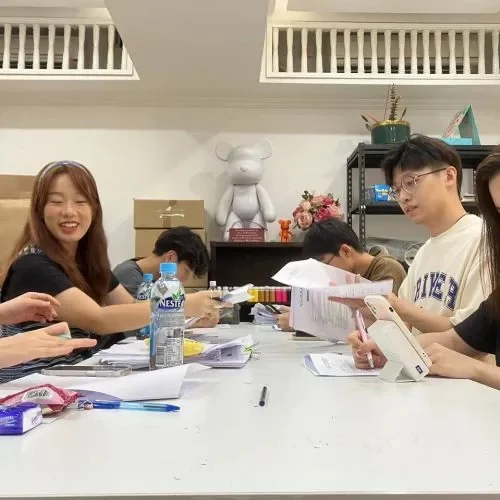 澳門IELTS，雅思，IELTS EXAM，雅思考試，海外升學，uc，科英布拉，科英布拉大學，universidade de Coimbra, Coimbra university，世界上最危險機場，葡萄牙麥當勞，澳門A LEVEL，A LEVEL 小教室，A LEVEL數學，A LEVEL生物，A LEVEL 物理，A LEVEL化學，ALEVElL，EDEXCEL，康橋教育，CEC MACAU，康橋，澳門暑期夏令營，萊思教育，Royal Education，Summercamp，夏令營，夏令班，澳門GAPSK，康橋教育中心，小童普通話，GAPSK考試，幼兒普通話，GAPSK，普通話課程，小童普通話課程，幼兒普通話課程，澳門普通話課程，澳門幼兒普通話課程，Mosteiro da Batalha，巴塔利亞修道院，貝倫塔，哲羅姆派修道院，Mosteiro dos Jerónimos，Belém，Açores，亞速爾群島，葡萄牙世界遺產，葡萄牙文化遺產，葡萄牙聖誕，葡萄牙聖誕食物，葡萄牙燈飾，葡萄牙聖誕燈飾，葡萄牙佳餚，里斯本聖誕，葡萄牙歌曲，葡萄牙寶藏，葡萄牙珍寶，，法多，法朵，Fado，大航海時代，航海家，區華利。第一個到中國的航海家，第一個到中國，澳門栗子節，栗子節，為甚麽打噴嚏要說這句，點解打乞嗤要講呢句，Santinho，打乞嗤點講，打乞嗤，葡文打噴嚏，打噴嚏，軟蛋，糖果屋，葡國威尼斯，aveiro，亞威羅，貝倫區，MAAT，葡萄牙旅遊，葡萄牙景點，主教宮花園，JARDIM DO PAÇO，CASTELO BRANCO、白堡、白色城堡、七夕、牛郎、織女、牛郎織女、軟木、軟木系列，葡萄牙特產，保護環境，葡國公雞，葡萄牙公雞，公平，生菜，里斯本，里斯本人，里斯本人花名，里斯本人乳名，菜刀，刀，中葡對照：中菜煮食用具，澳門工作，葡萄牙工作，澳門葡萄牙工作大比拼，語言假朋友，西班牙文，葡文，葡西文，葡國，擔遮，月老，葡國月老，聖安東尼，否定代詞，Portunhol，葡西文，巴葡歐葡，巴葡，歐葡，葡葡，巴葡葡葡，muito，muita，其他的時間表示法，時間，葡文時間，葡語時間，葡式麵包，葡國麵包，葡萄牙總統選舉，葡萄牙總統大選，葡萄牙名牌廁紙，Renova，CHEERS，食物銀行，提子乾，許願，國王蛋糕，聖誕節，葡國聖誕，將來時，疑問句，現在進行時，葡語文法，葡文há，葡文形容詞，不定冠詞，葡語縮合，葡語介詞，葡語動詞，葡文文法，葡萄牙代詞，葡語定冠詞，定冠詞，葡萄牙知識，葡萄牙文化，澳門葡文課程，澳門學葡語，澳門葡語，葡語澳門，葡文澳門，葡文課程，澳門學葡文，澳門 葡文，葡文 澳門、澳門葡文班，葡萄牙知識，澳葡文化知識，一點葡語，葡文，澳門葡語課程，澳門葡文